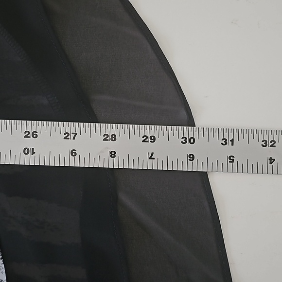 New Style & Co. Black and White Abstract Print Sleeveless Tunic w Rhinestones - Picture 5 of 7